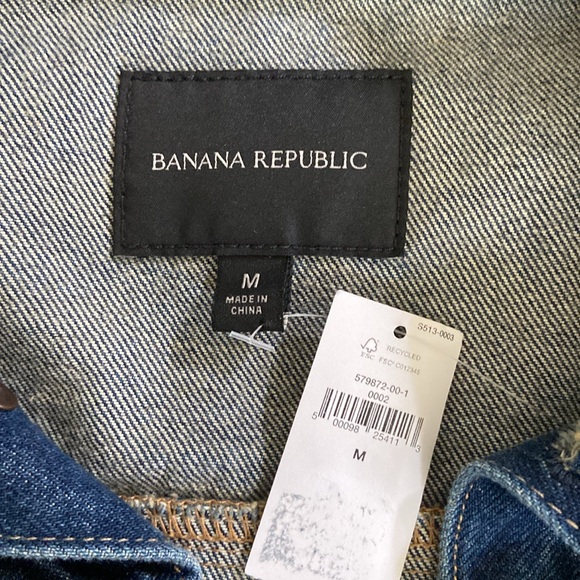 NWT - Banana Republic Women’s Jean Jacket - Picture 5 of 10
